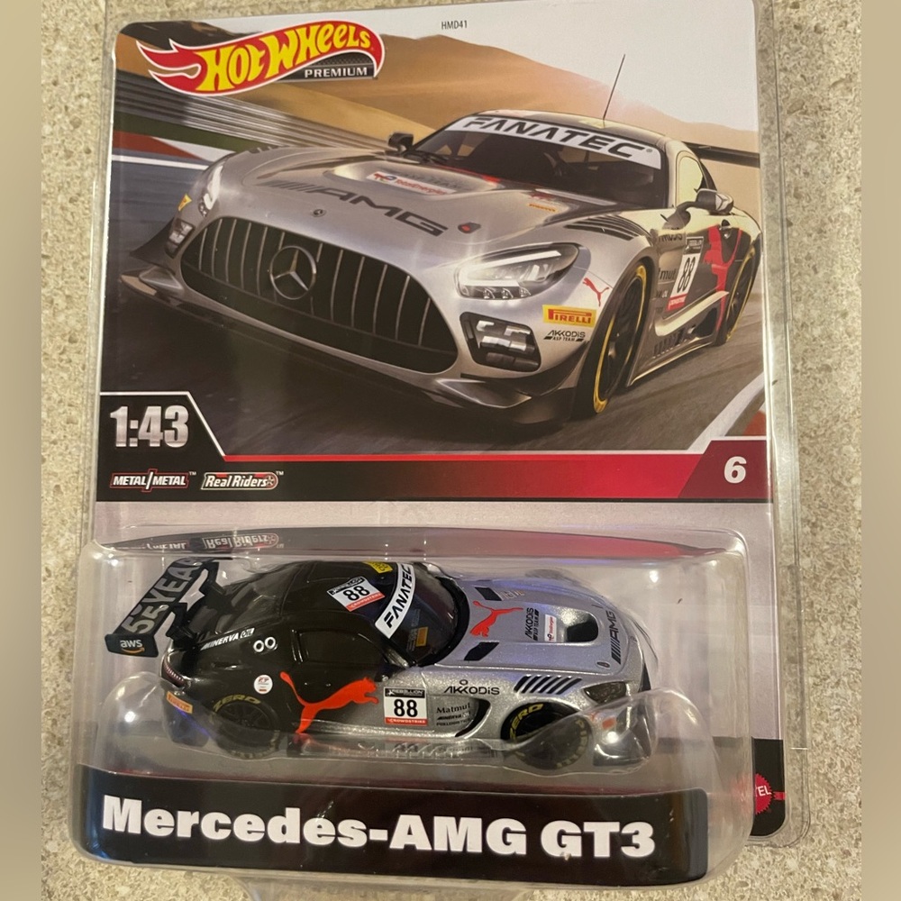 Hot Wheels Premium metal vehicle 1/43 Mercedes AMG Black Series